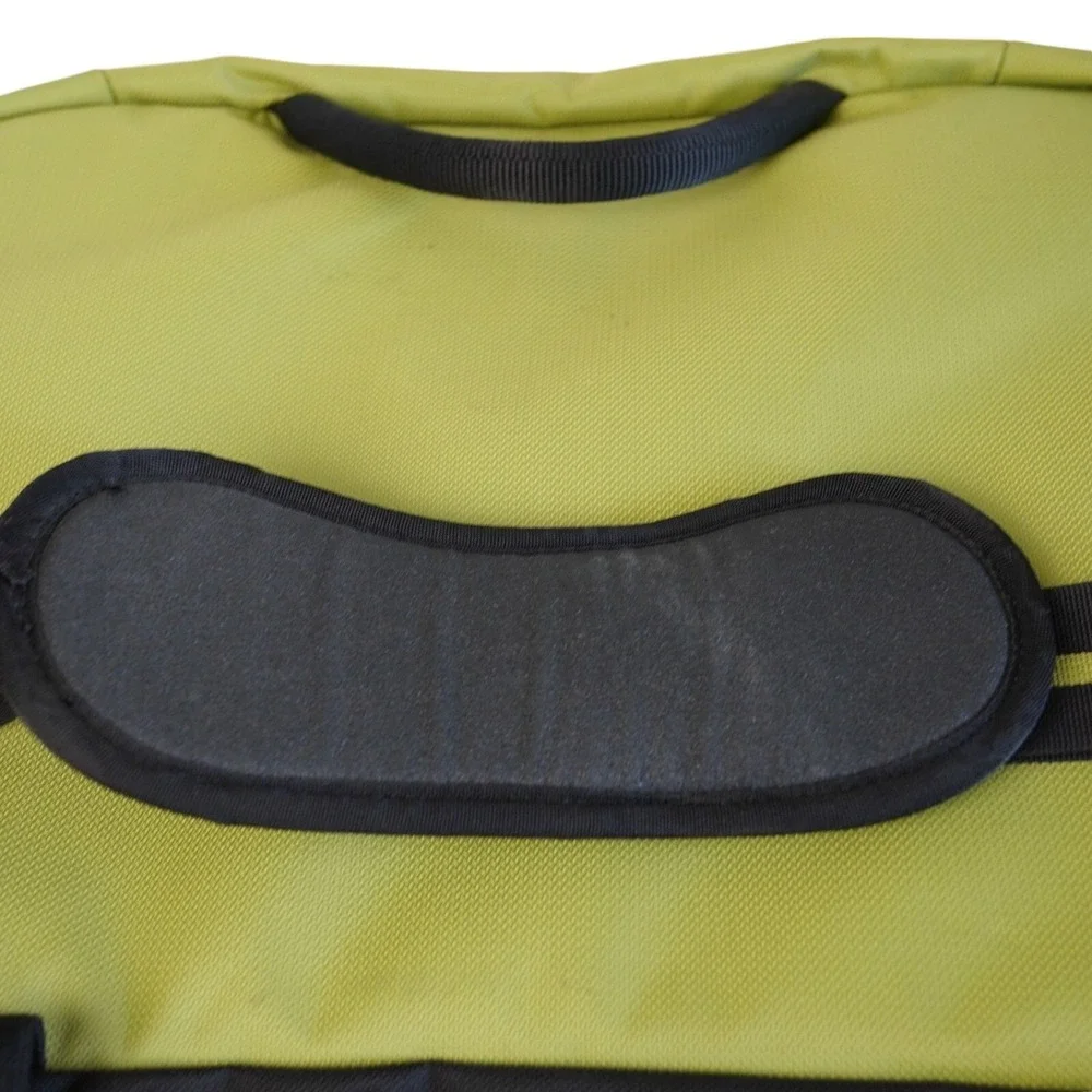 NWOT Sherpani Crossbody Yoga‎ Bag Daisies Green & Black Messenger Bag